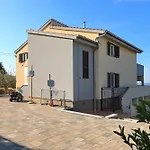 Apartamento Vanda Land *